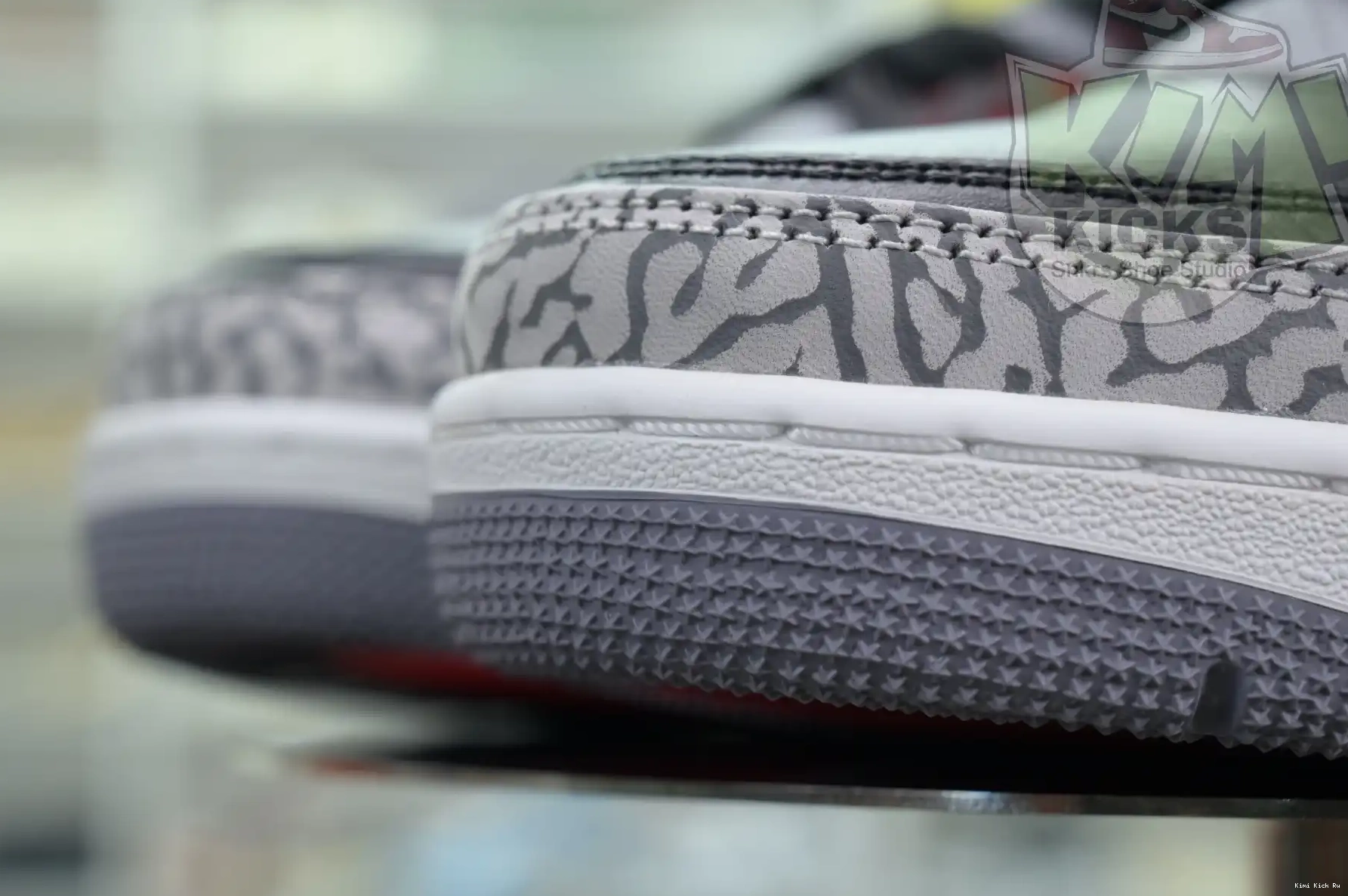 Air Cement Jordan Reimagined” 3“Black Kimikick 0607